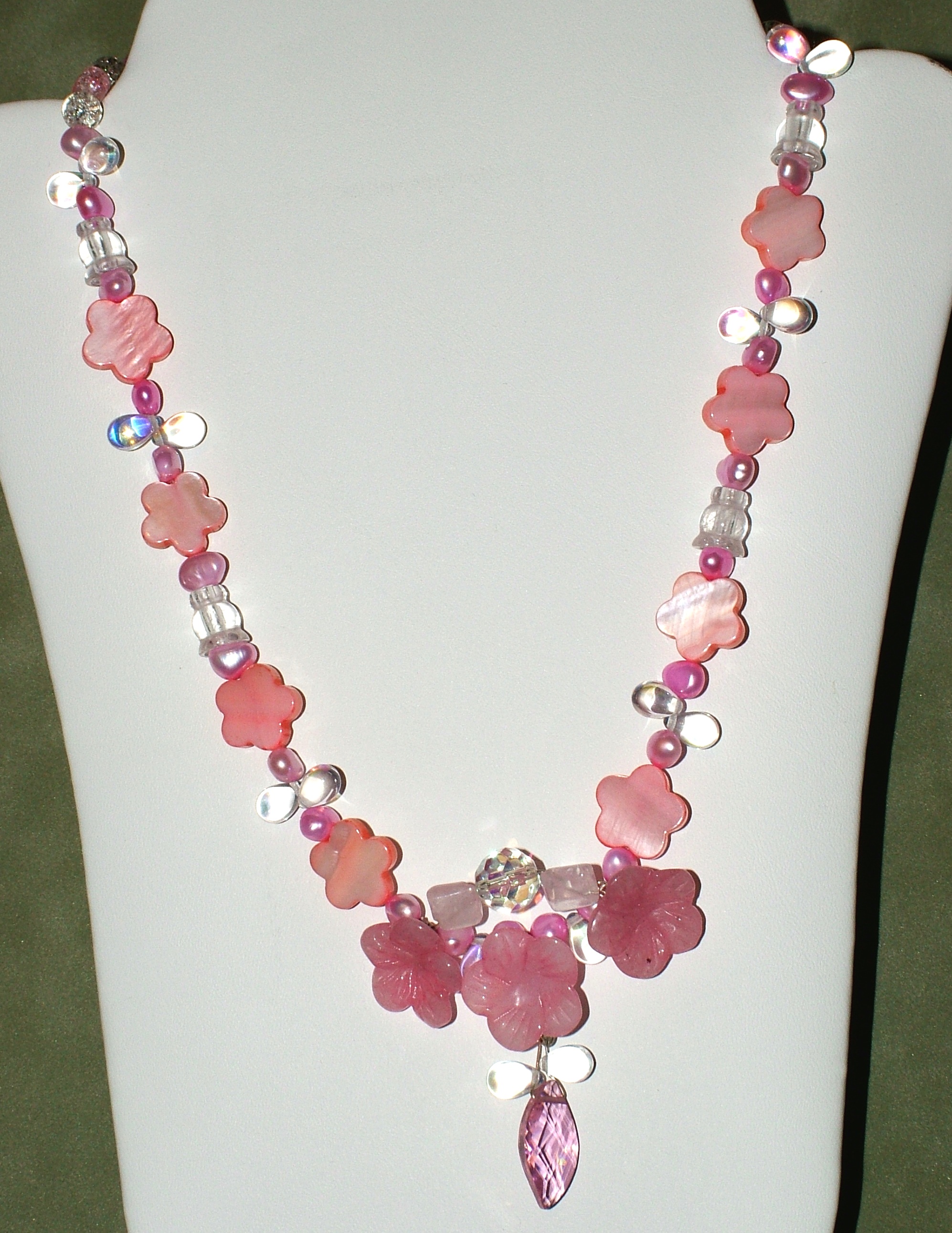 Jewelry/pinkflowers.JPG